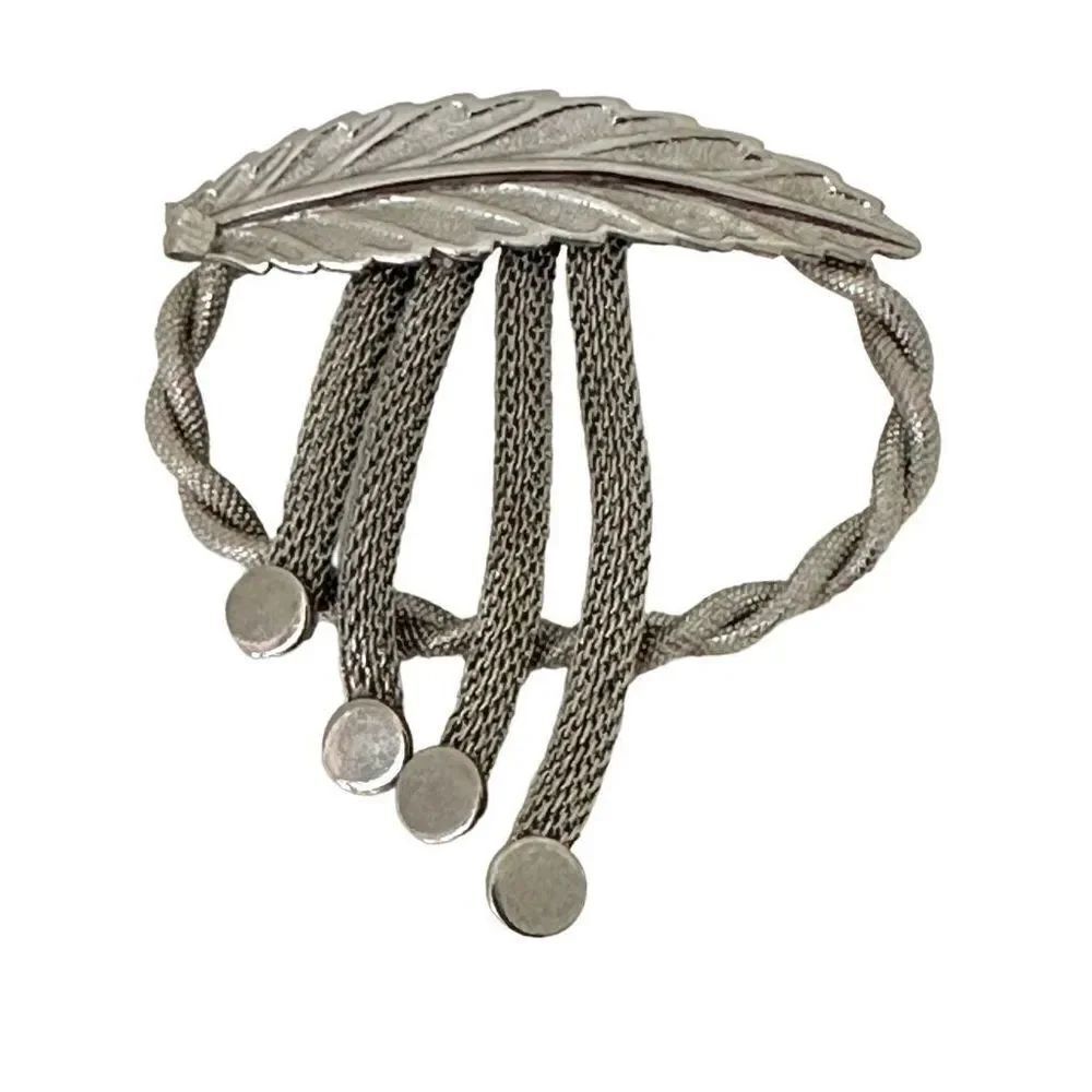 Silver tone vintage leaf brooch